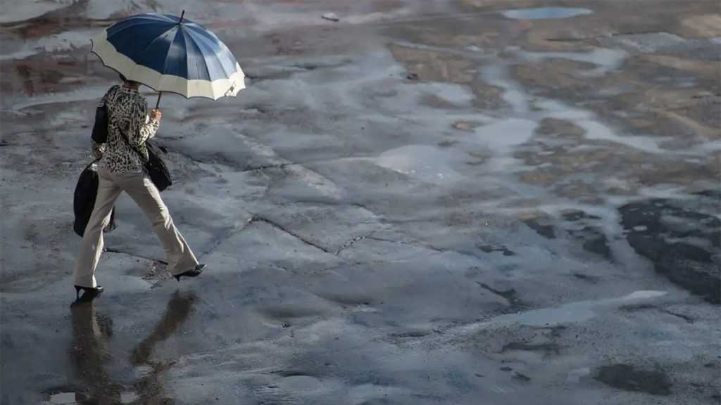 Frente fria que avança pelo Brasil no fim de semana traz chuva e ventania