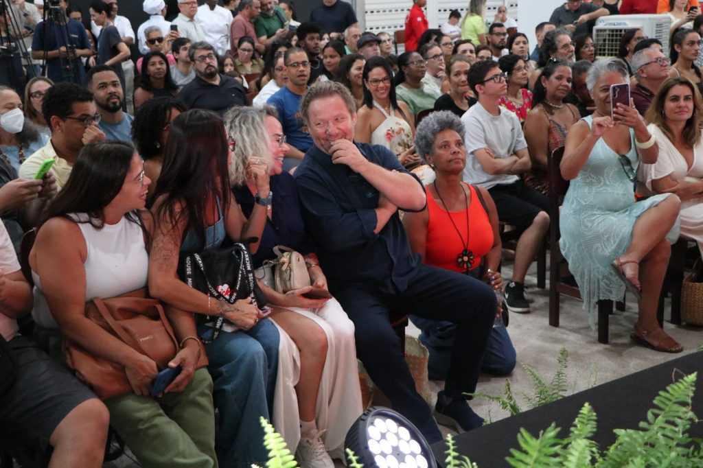 Ceasinha: chef Claude Troisgros encerra o Mesa ao Vivo Bahia com casa cheia