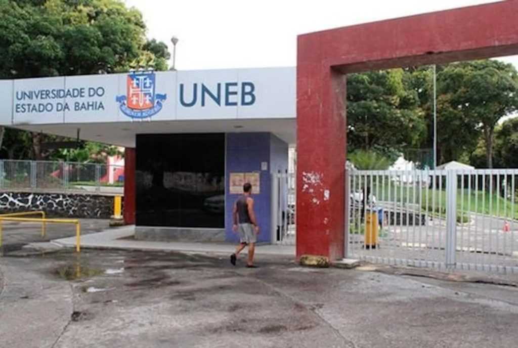 UNEB abre mais de 100 vagas em processo seletivo