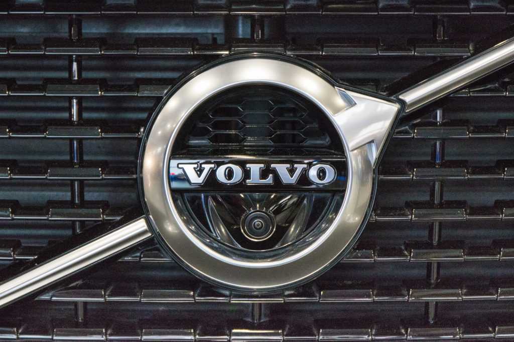 Volvo muda de ideia e desiste de vender apenas elétricos até 2030