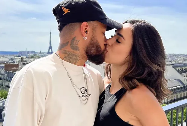 Nas redes sociais, Bruna Biancardi publica mensagem sobre volta de Neymar aos campos