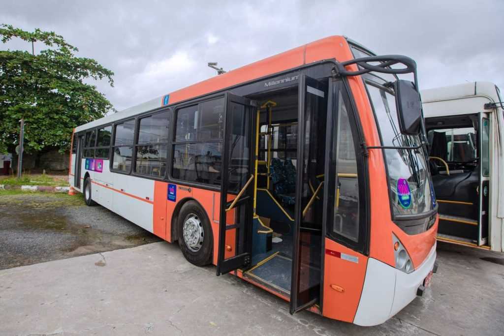 Esquema de transporte gratuito em Camaçari no domingo