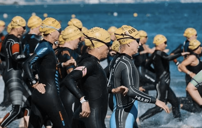 Dois atletas morrem durante prova do Mundial de triatlo na Espanha