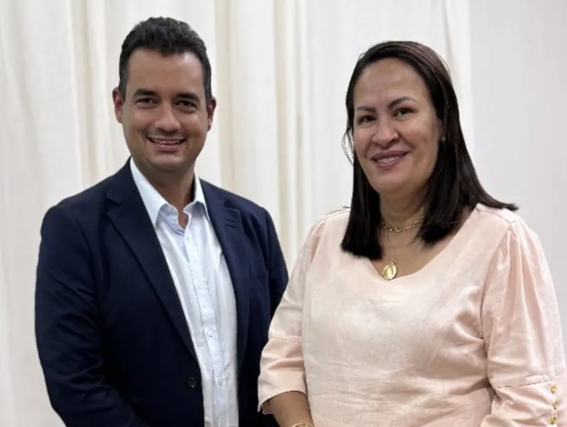 Adversários políticos, Andrei Gonçalves e Suzana Ramos iniciam transição de governo em Juazeiro