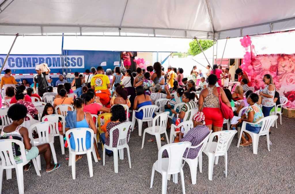 Outubro Rosa: Mutirão de exames e serviços de saúde em Candeias