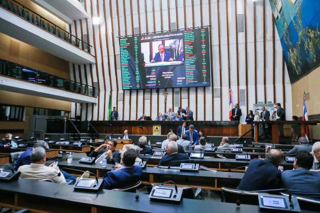 ALBA aprova orçamento estadual em 1º turno e Projetos de Lei de deputados