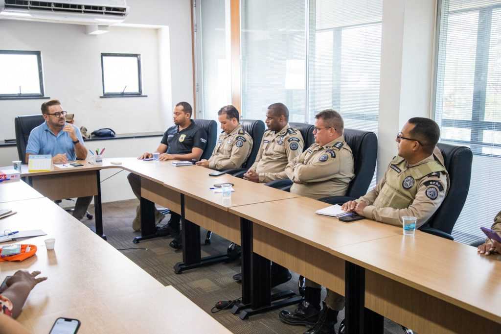 Prefeito e forças de segurança discutem Operação Verão em Madre de Deus