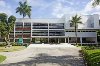 Escola Bahiana de Medicina abre vaga para Auxiliar Administrativo