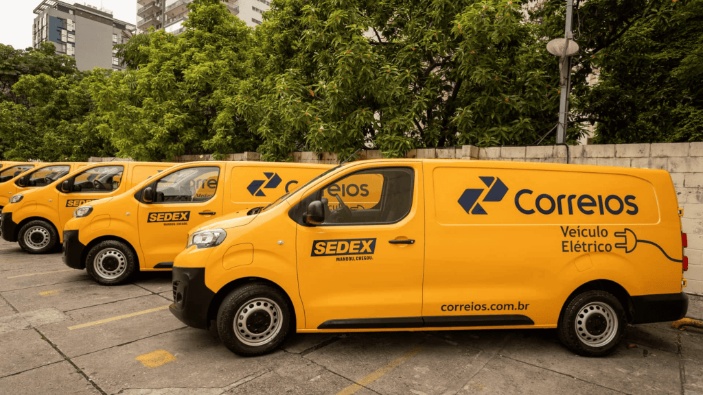 Modernização! Correios vão usar 50 vans elétricas em entregas