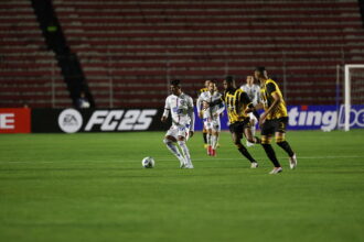 Bahia arranca empate contra o The Strongest na altitude e decide vaga em casa