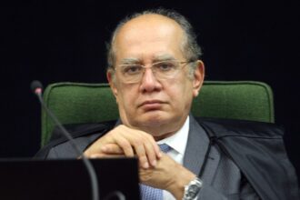 Gilmar Mendes afasta temporariamente Adolfo Menezes da presidência Assembleia Legislativa