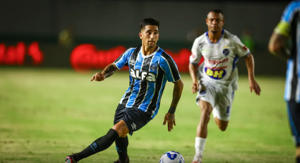 Grêmio bate São Raimundo nos pênaltis e segue na Copa do Brasil