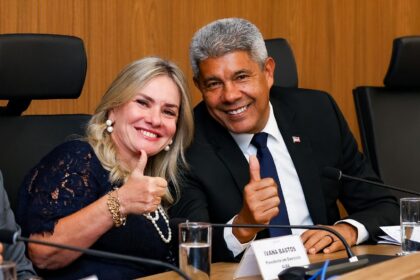 Ivana Bastos tem primeira agenda como presidente da Assembleia