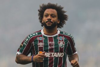 Marcelo anuncia aposentadoria do futebol