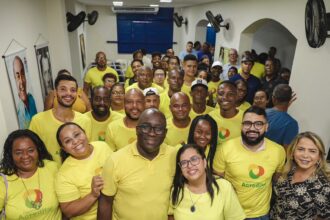 Com presença de Ana Paula, PDT da Bahia filia 40 integrantes ligados a movimentos negros e sociais