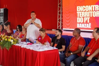 PT Bahia realiza 4º Encontro Territorial para debater desafios nas eleições de 2026