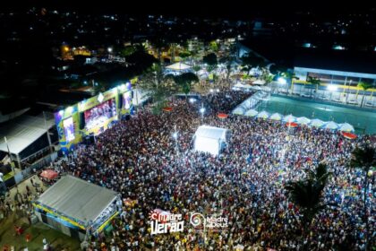 Pablo, Léo Foguete e Júlio e Jonathan levam multidão e fecham a Arena Madre Verão com chave de ouro