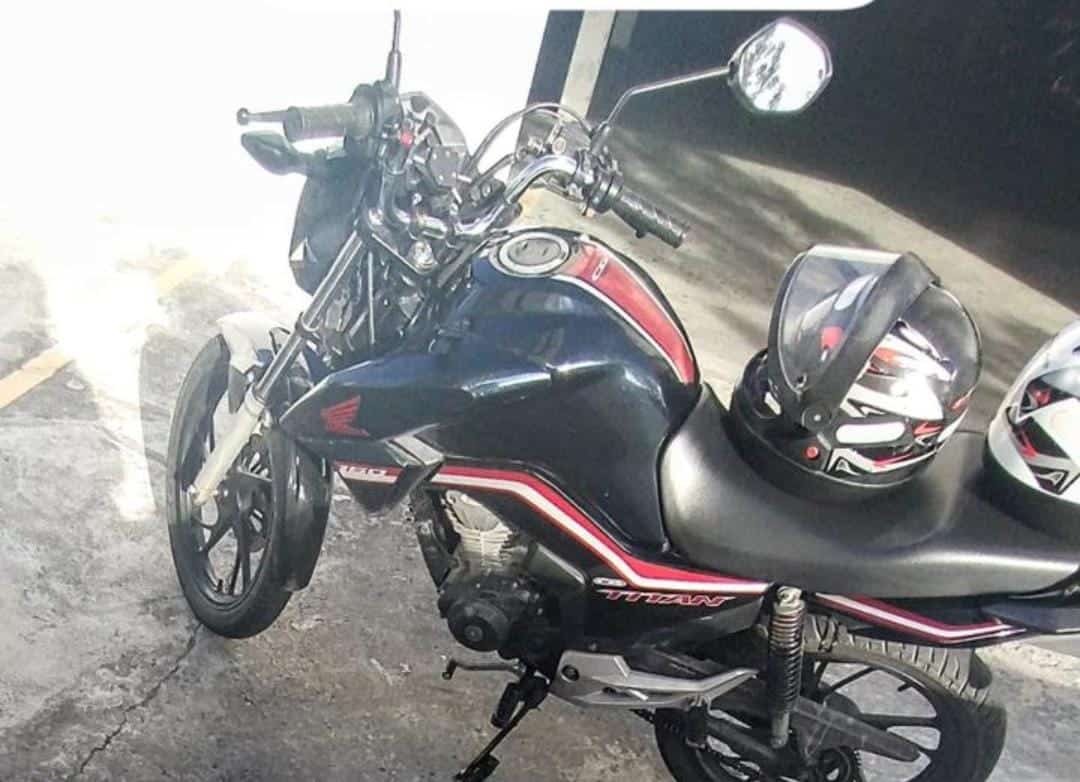 Trabalhador tem moto roubada e vítima é obrigada a fazer Pix em Camaçari