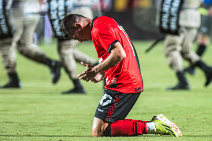 Vitória recebe o Ferroviário no Barradão de olho na liderança do Grupo A da Copa do Nordeste