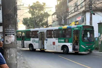 Ônibus final Tancredo Neves realocados para Cabula VI após manifestações