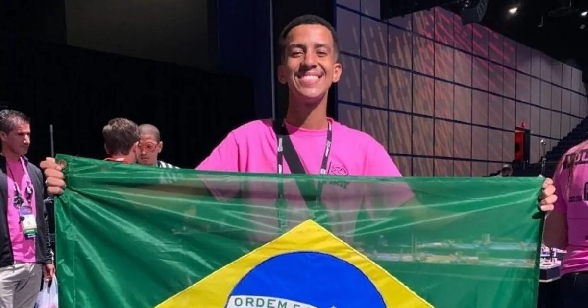 Estudante baiano compete em campeonato de robótica nos EUA