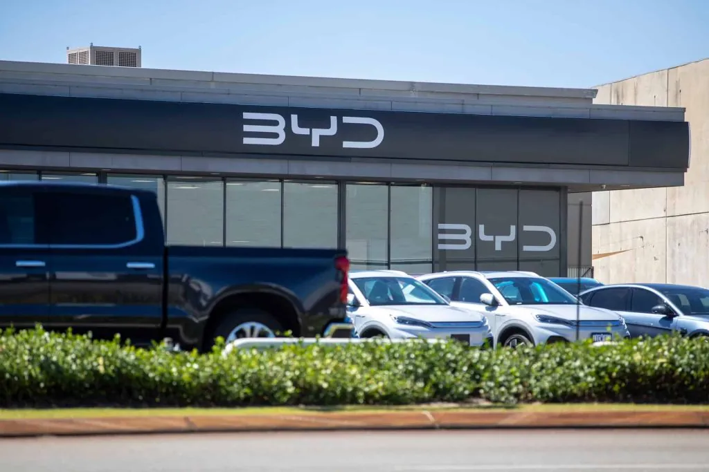 BYD ultrapassa Ford em vendas globais no terceiro trimestre