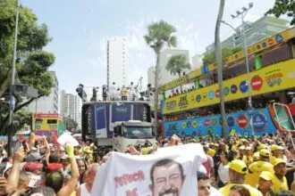 Confira a programação do Carnaval neste sábado (1)