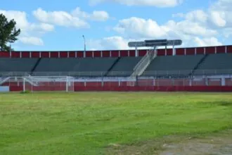 Também pela semifinal do Baianão, Vitória e Atlético de Alagoinhas se enfrentam no Carneirão